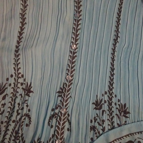 Blouse - Picture 2 of 2